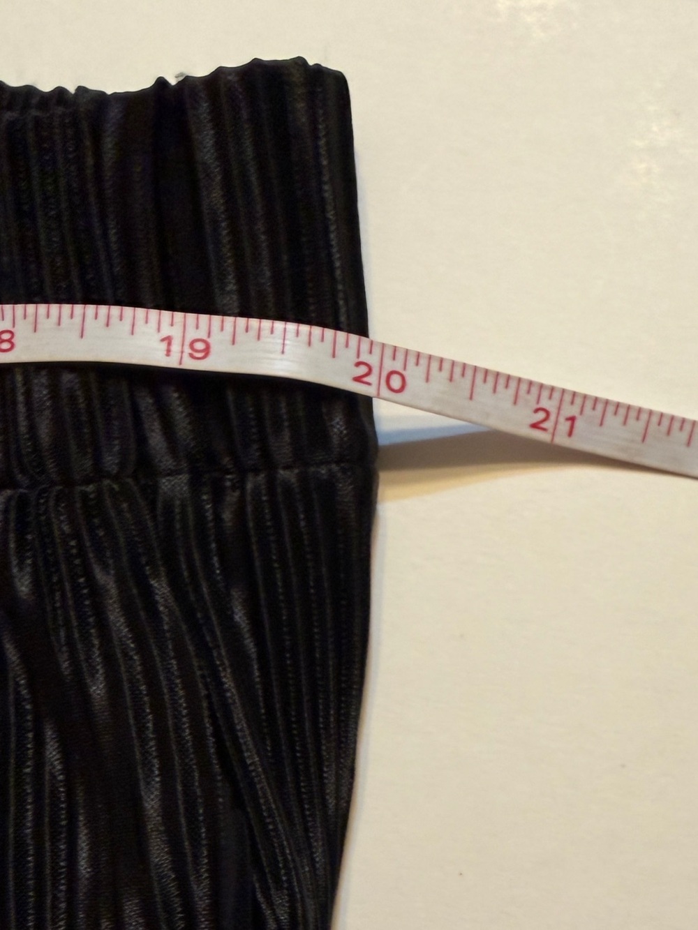 Nine West NWT Black Wide Leg Pleated Cropped Pants size Large - Picture 7 of 9